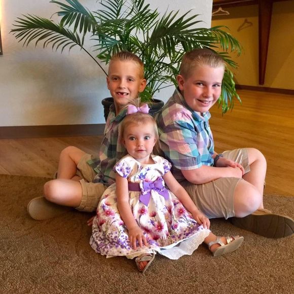 Meet your Posher, Regena - Picture 1 of 1